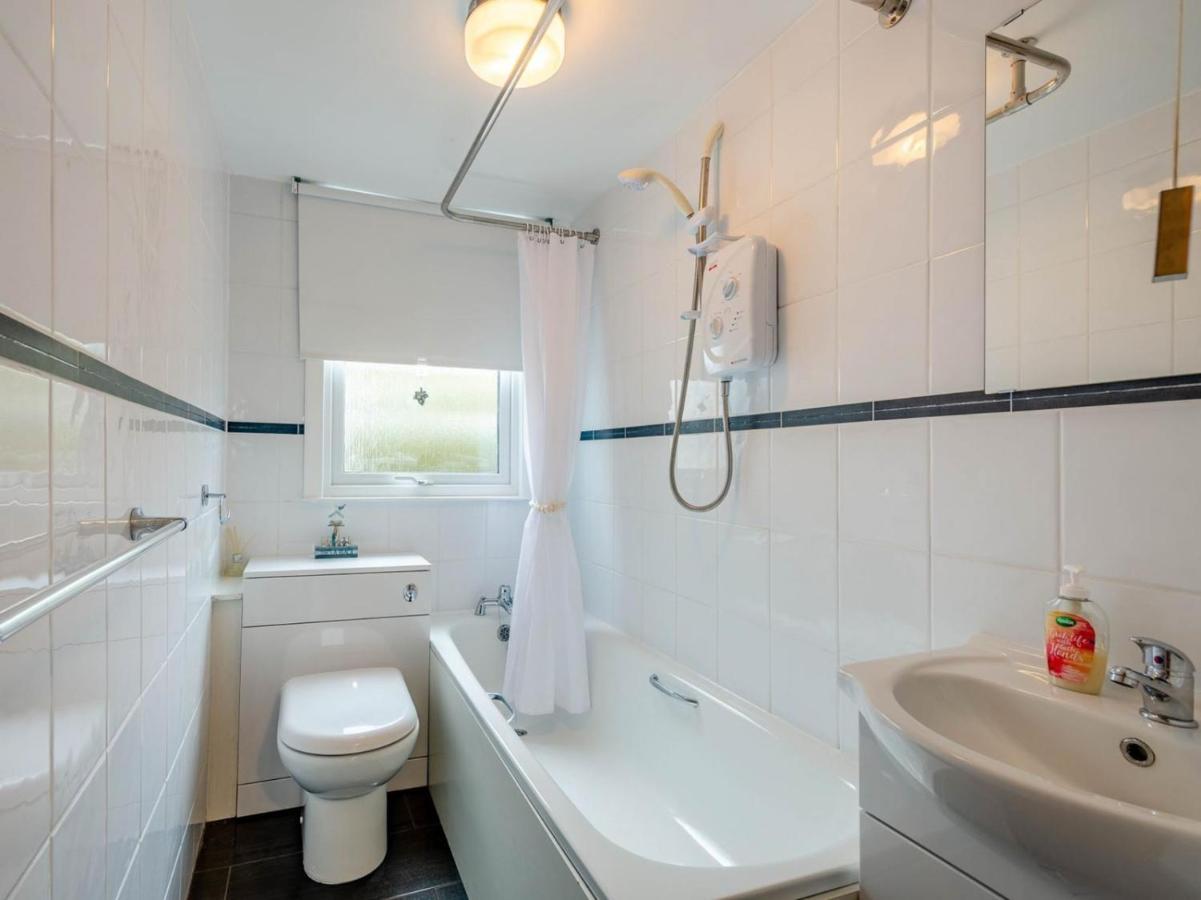 Cosy 3 Bedroom Home In Centre Of Brodick Exterior photo